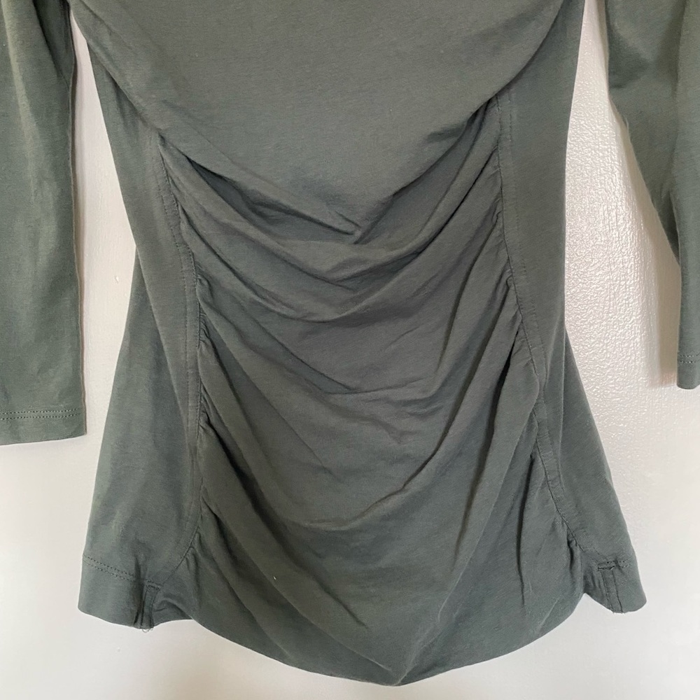 THEORY GREEN RUCHED TOP - Picture 3 of 5
